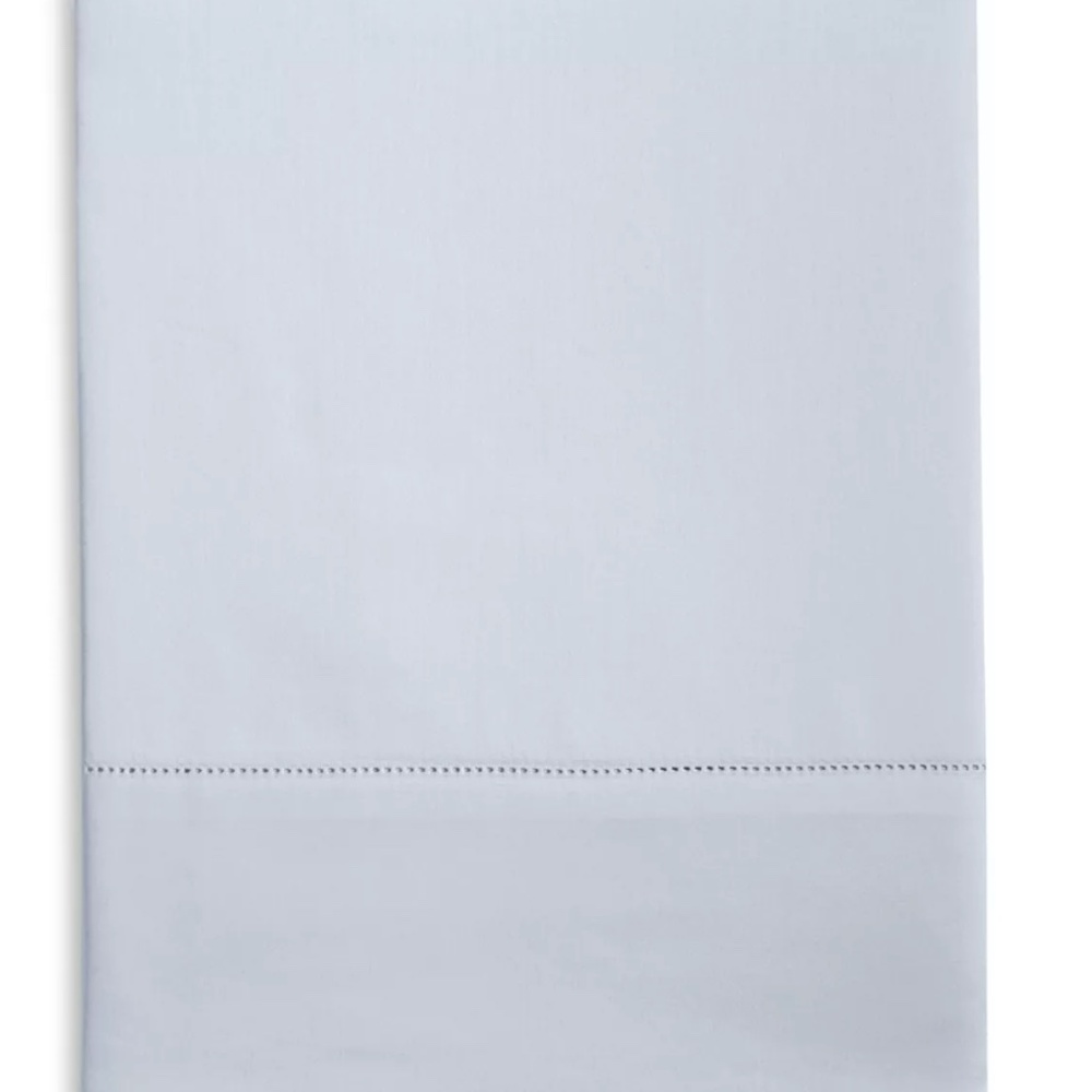 Hudson Park Collection Egyptian Percale Flat Sheet- Exclusive NWT Cloud color